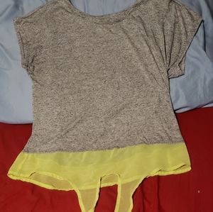 Short sleeve belly shirt